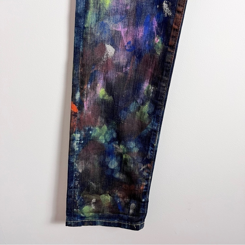 BlankNYC Hand Painted 'Crazy Legs' Splatter Design Slim Straight Leg Jeans - Picture 8 of 16